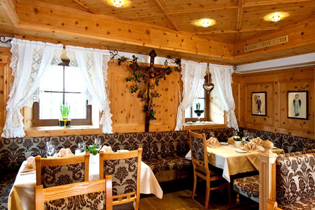 Hotel Bierwirt Innsbruck Exteriör bild
